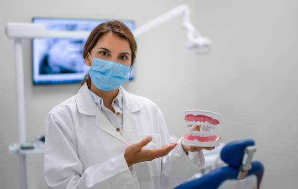 Best Emergency Tooth Extraction in Necedah, WI